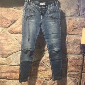 Pierre Balmain Dark Blue Skinny Jeans size 26 with zippers